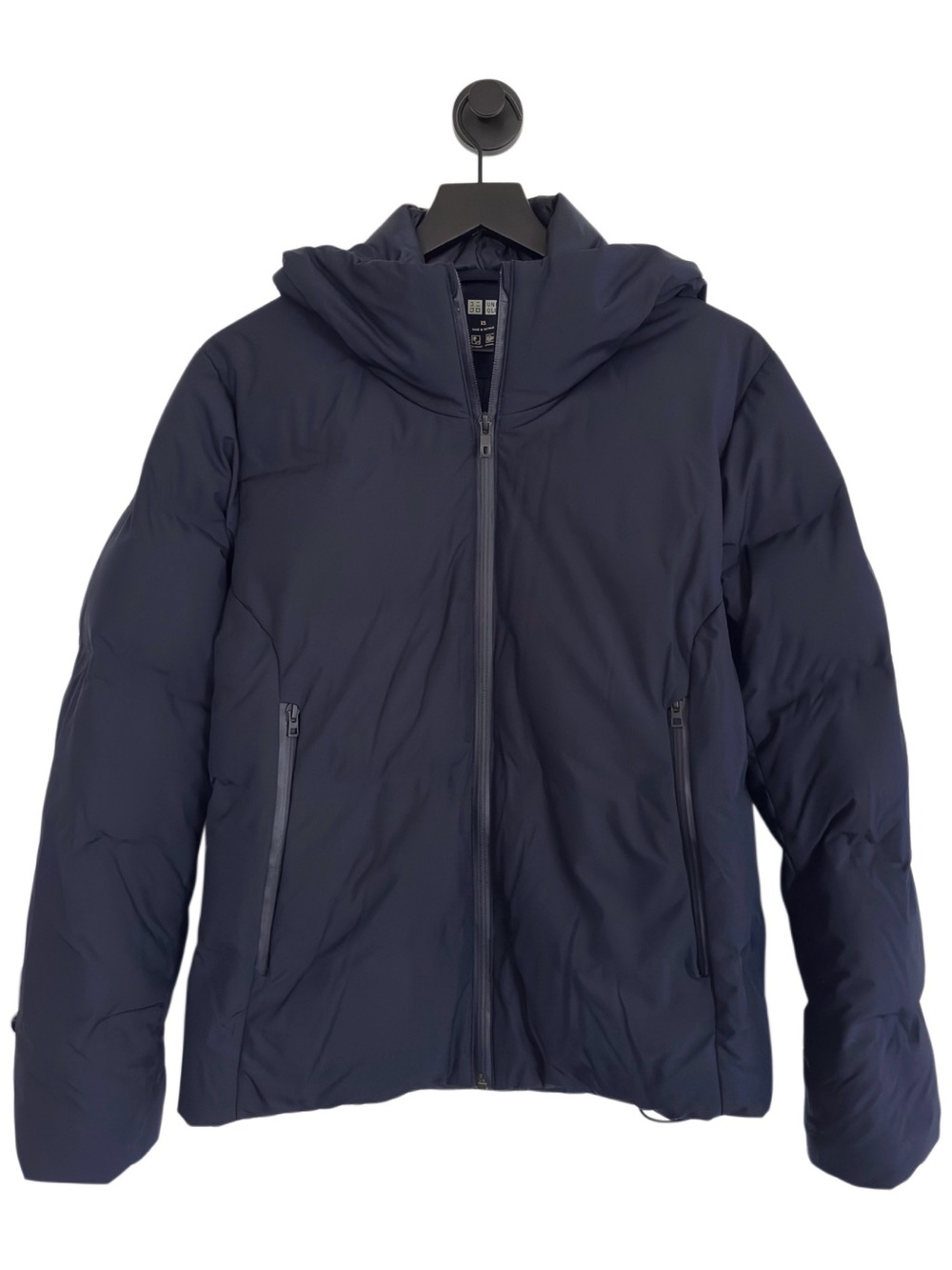 Uniqlo Men's Hooded Puffer Coat in Navy